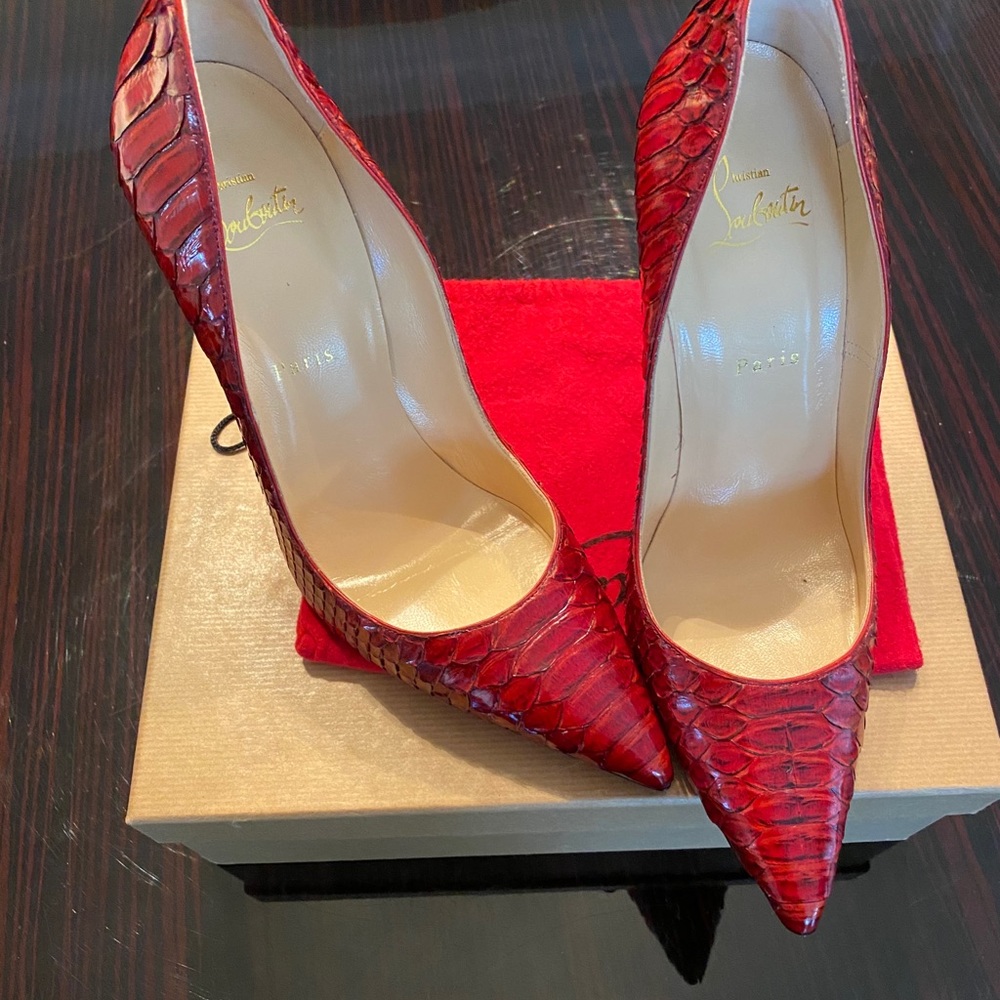 Christian Louboutin So Kate 120 SOLD!!! - Picture 4 of 6